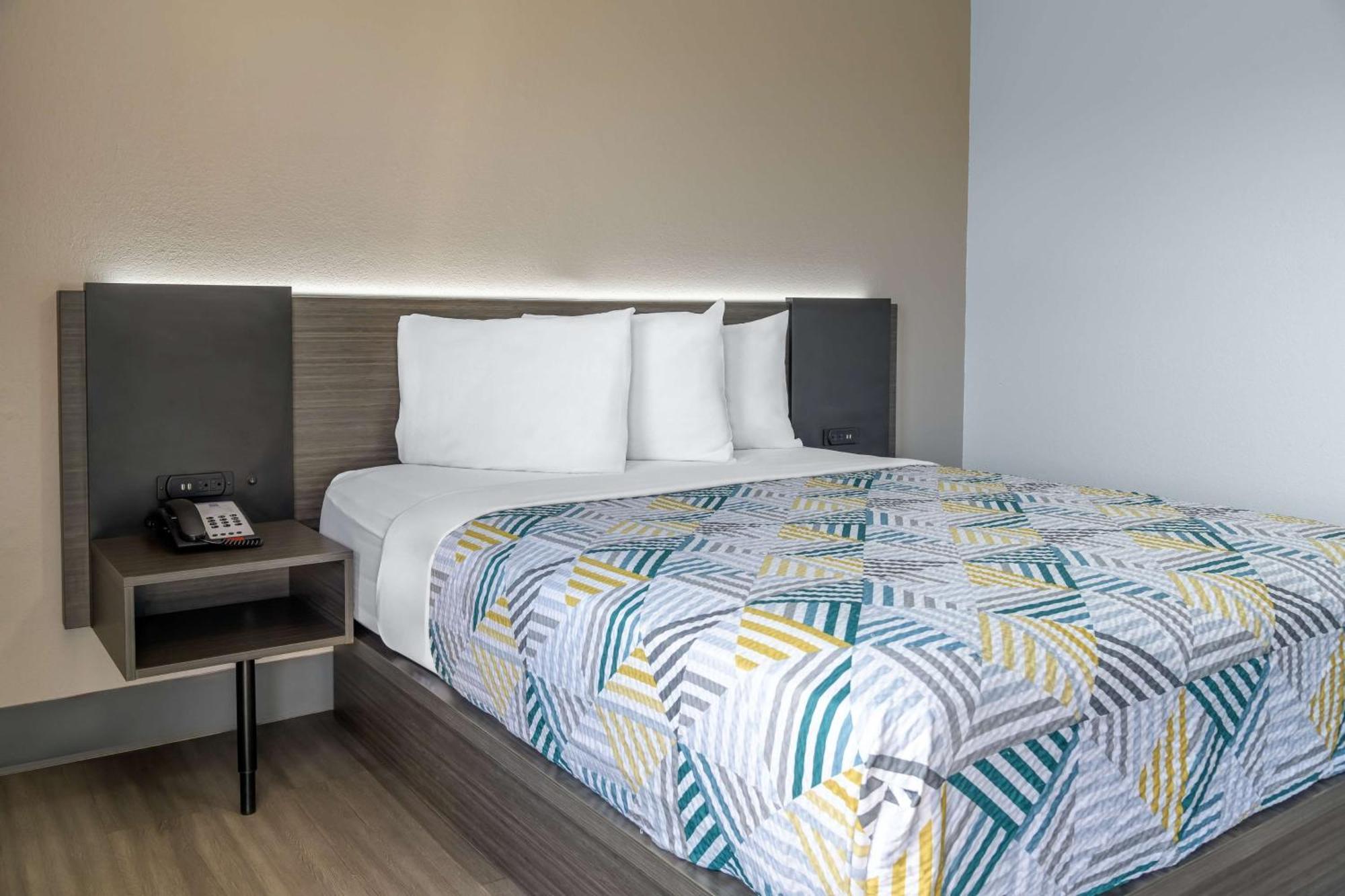 Home 6 Motel Топика Экстерьер фото