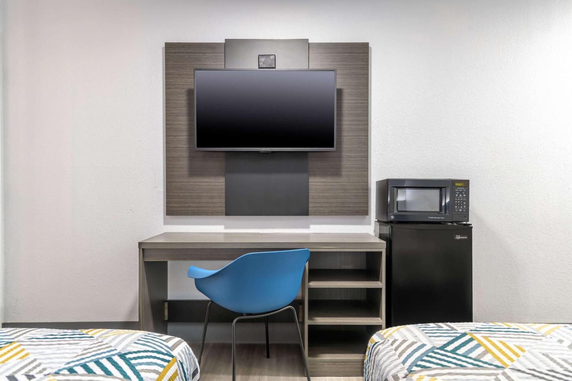 Home 6 Motel Топика Экстерьер фото